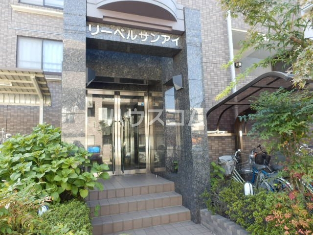 17/22 エントランス