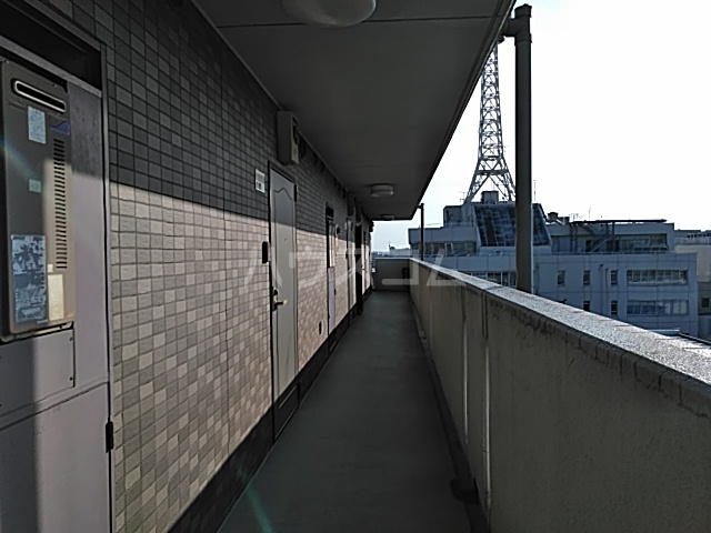 21/30 バルコニー