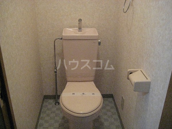 13/30 トイレ