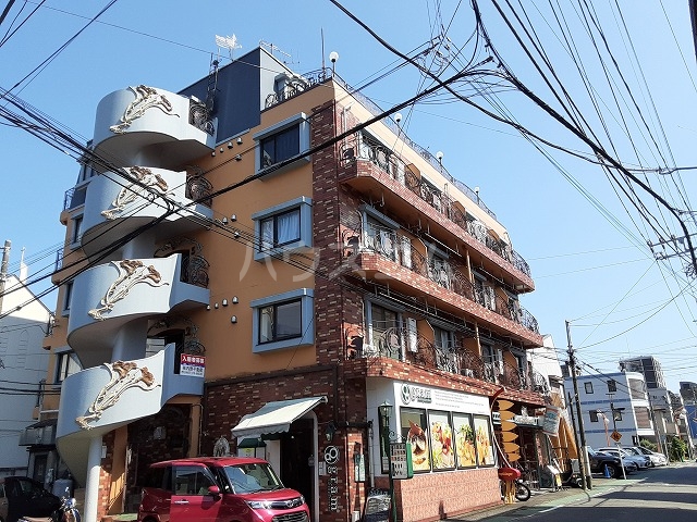 アパルトマン・ドゥ・マリーの外観