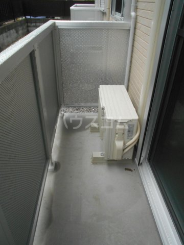 18/27 バルコニー