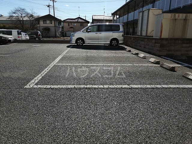 2/2 駐車場