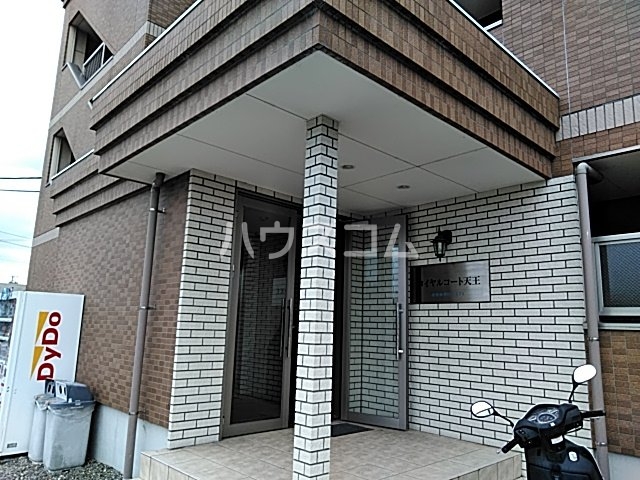 16/22 エントランス