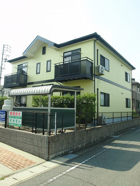 13/20 エントランス