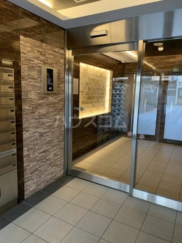 29/30 エントランス