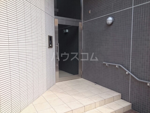 15/25 エントランス