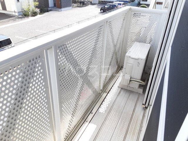 16/27 バルコニー