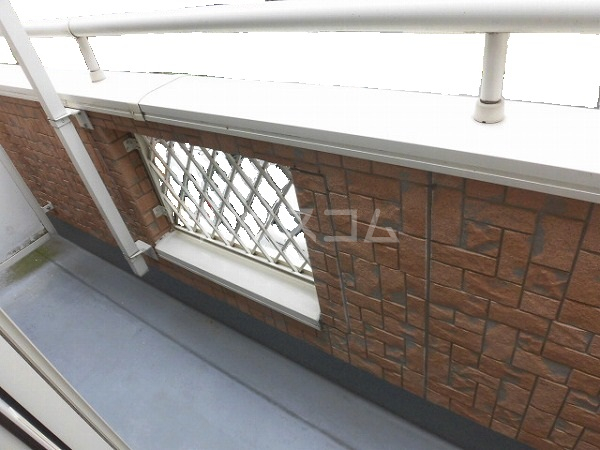 21/30 バルコニー