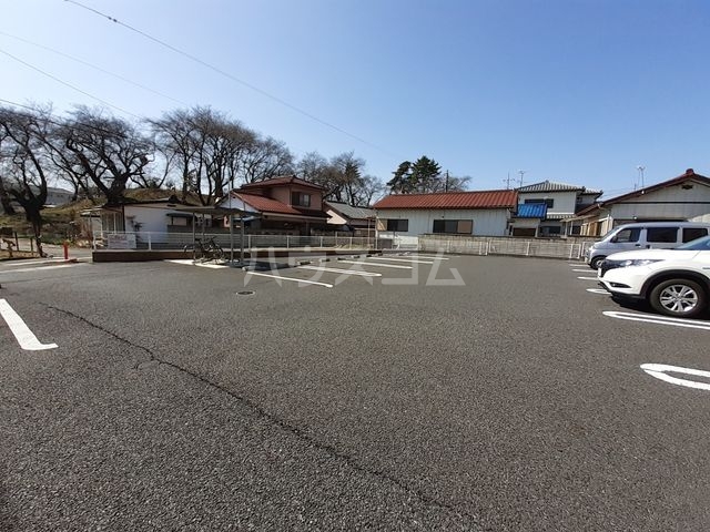 26/30 駐車場