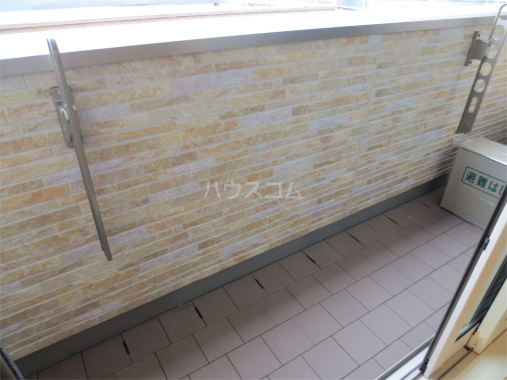 15/28 バルコニー