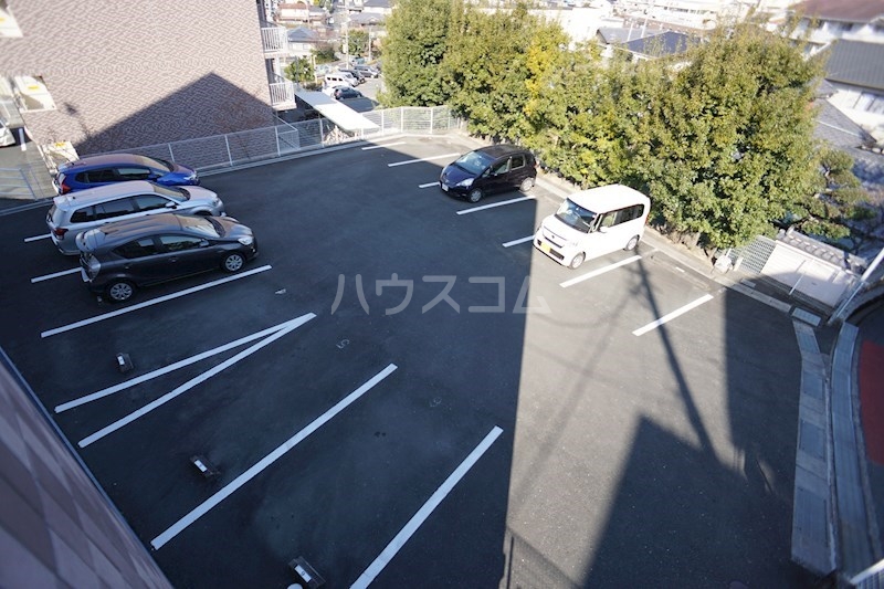 20/24 駐車場