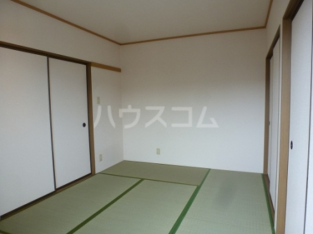 13/30 寝室