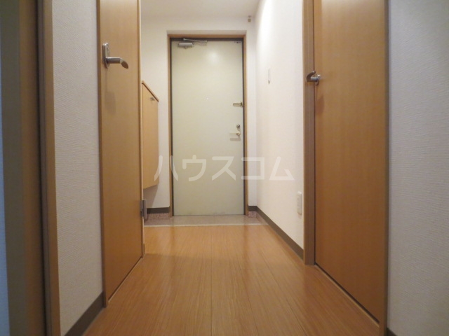 13/30 玄関