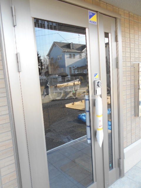 16/19 エントランス