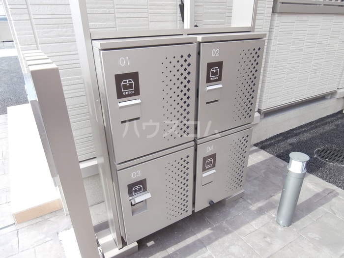 21/30 エントランス