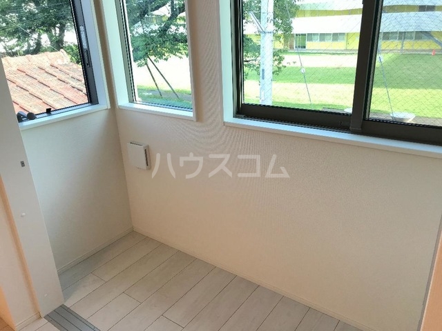 20/28 バルコニー