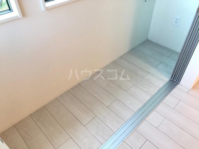 21/28 バルコニー