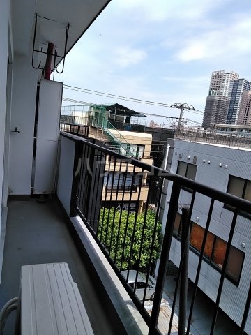 15/27 バルコニー