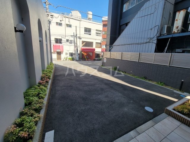 28/30 駐車場