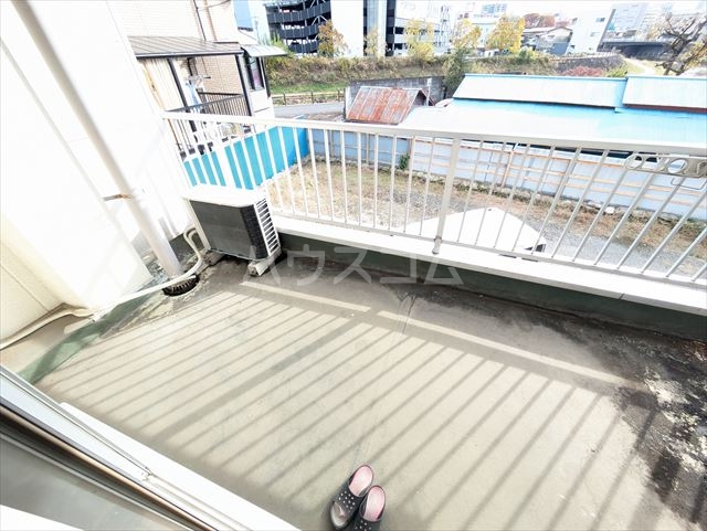 13/30 バルコニー