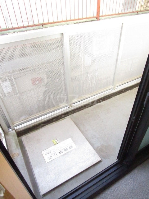 21/30 バルコニー