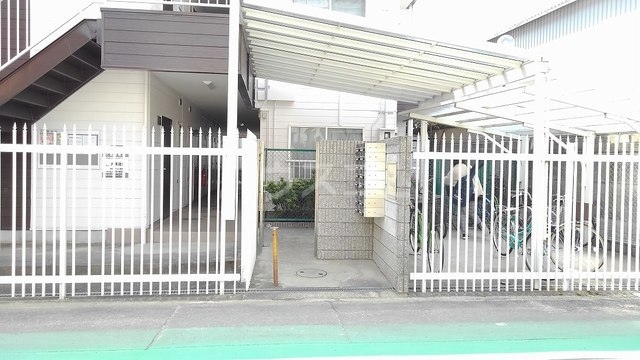 15/25 エントランス