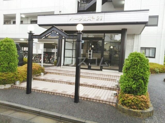14/22 エントランス