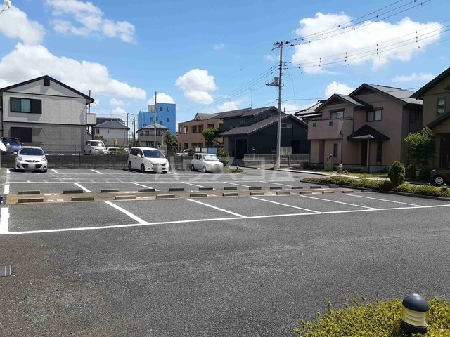 15/22 駐車場