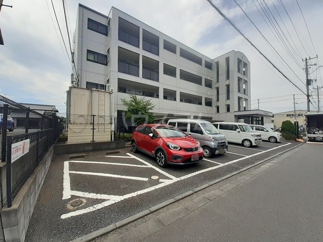 14/20 駐車場