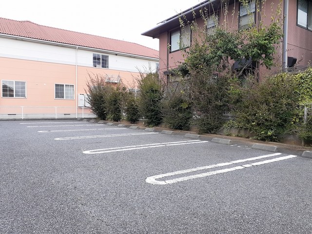 14/23 駐車場