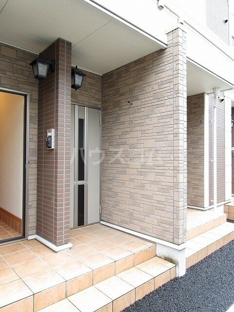 13/20 エントランス