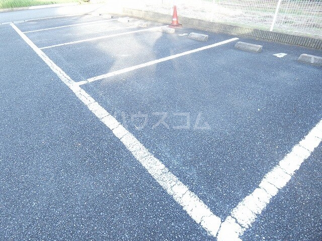 14/20 駐車場