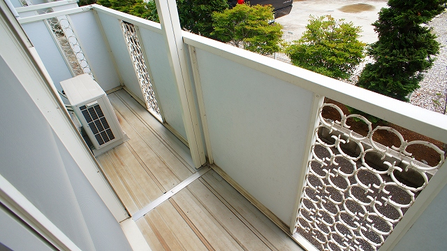 16/27 バルコニー