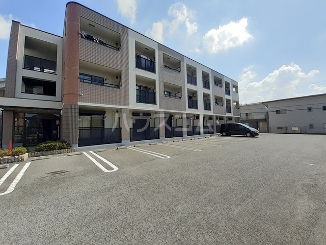 14/20 駐車場