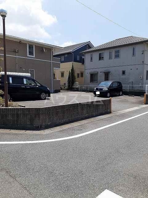 2/8 駐車場