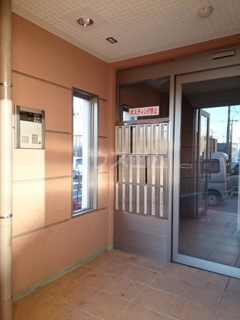 15/25 エントランス