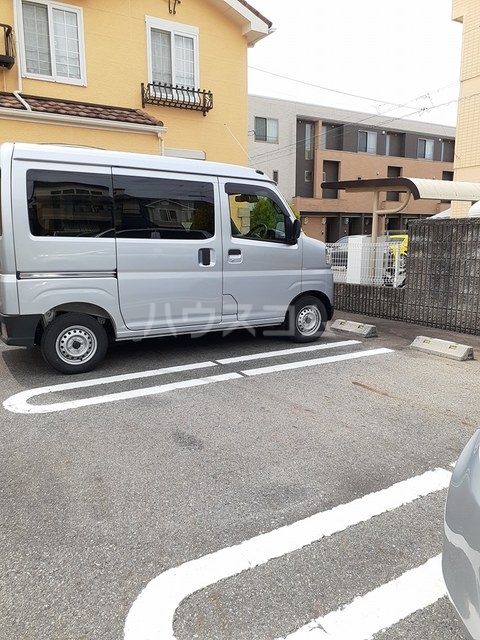 16/22 駐車場