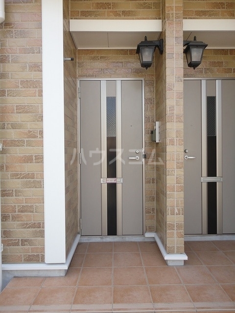 16/26 エントランス