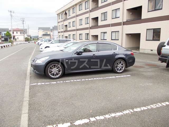 18/24 駐車場