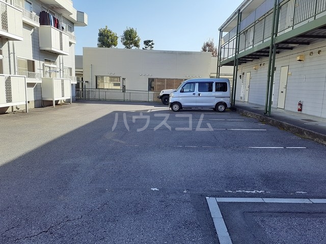 14/19 駐車場