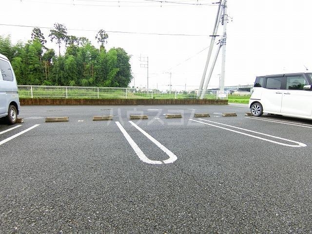 2/8 駐車場