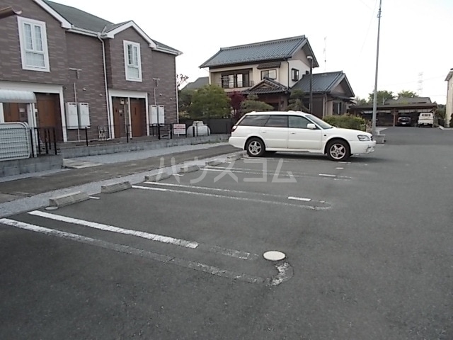 14/22 駐車場