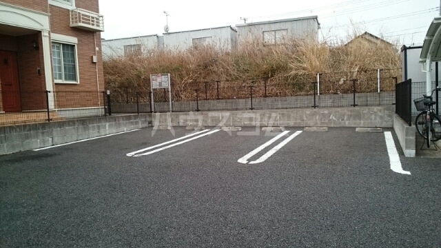 14/20 駐車場