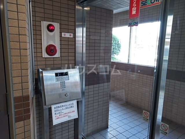 3/5 エントランス