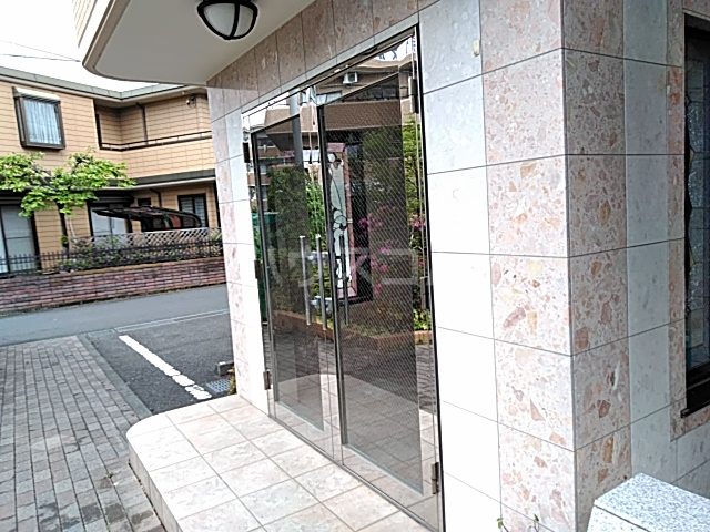 29/30 エントランス