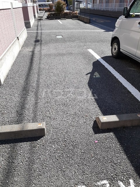 15/27 駐車場