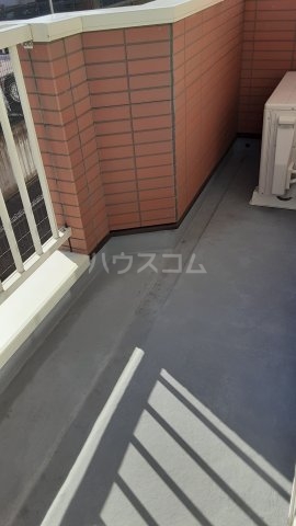 19/28 バルコニー