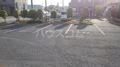 3/7 駐車場