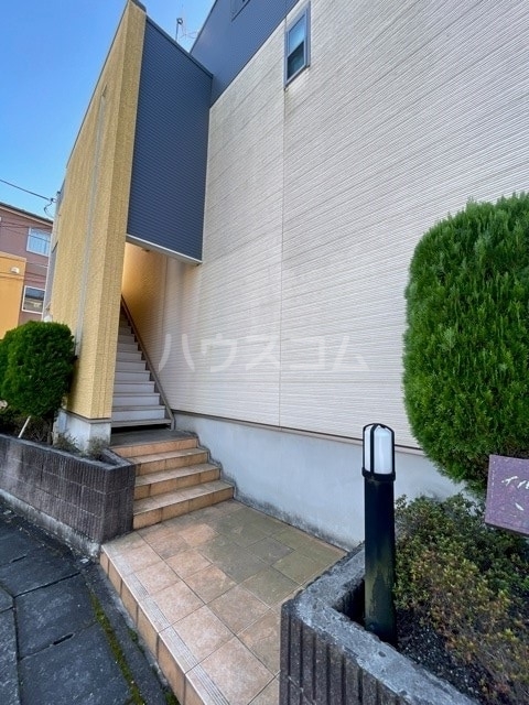 14/21 エントランス