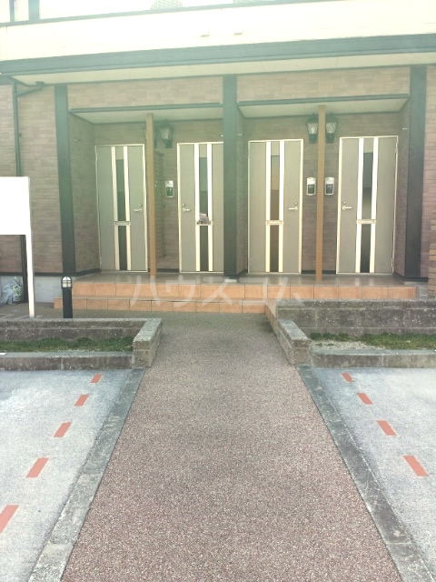 2/11 エントランス